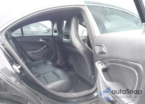 2015 Mercedes-Benz Cla 250 z USA, uszkodzony, nr VIN WDDSJ4EBXFN200022